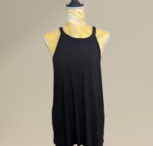 Melrose And Market Black Sleeveless Swing Tank Top
